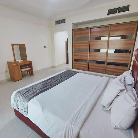 Marina Tower Hotel Manamah Buitenkant foto